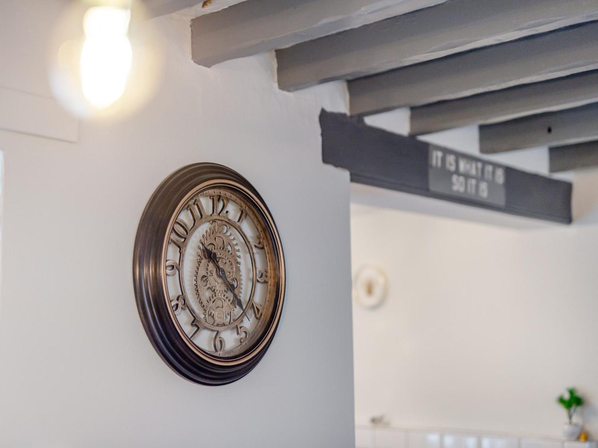 The Tipsy Bee At 143, Villa กีสบะระ ภายนอก รูปภาพ
